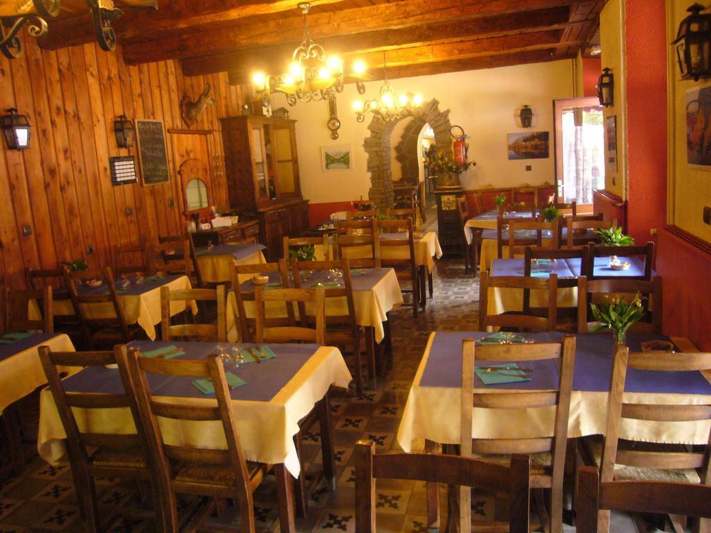 Le Relais Du Lac Le Lauzet-Ubaye Екстериор снимка