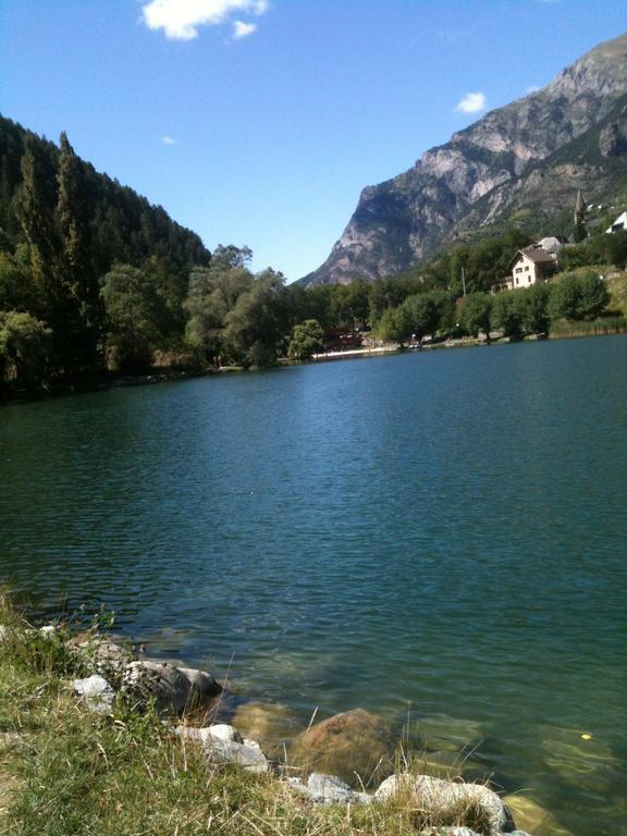 Le Relais Du Lac Le Lauzet-Ubaye Екстериор снимка