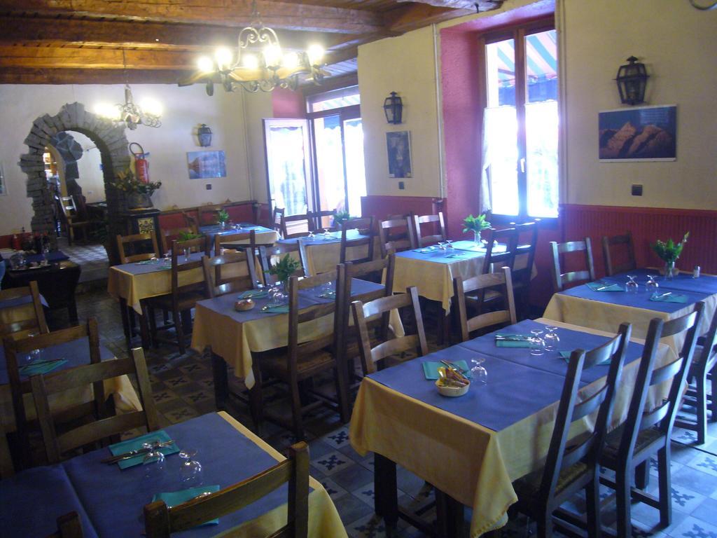 Le Relais Du Lac Le Lauzet-Ubaye Екстериор снимка